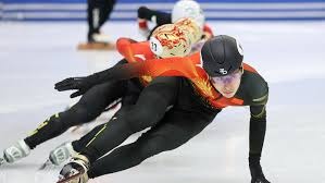 65分钟 ｜ ⚪️ 1-1 🔴 ｜ #曼联 来源：Stretford PaddockCUNHAAAAA 🤩