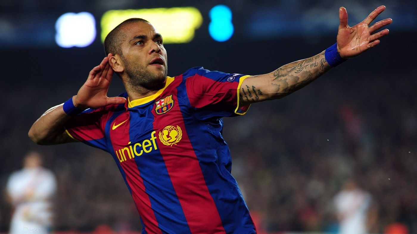 收到快递真开心，尤其是《申花装备》，仿佛看到了申花夺冠的那一刻