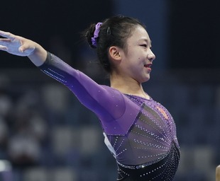 中澳赛前新闻发布会上，国足主教练伊万科维奇遭遇记者灵魂拷问，面对问题…