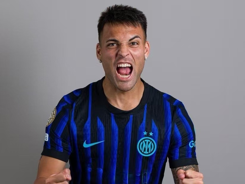 足球服装 足球服装